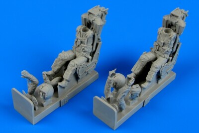 MW22 AEROBONUS 480070 US NAVY PILOT & OPERATOR WITH EJ. SEATS FOR F-4B/N/J/S PHA