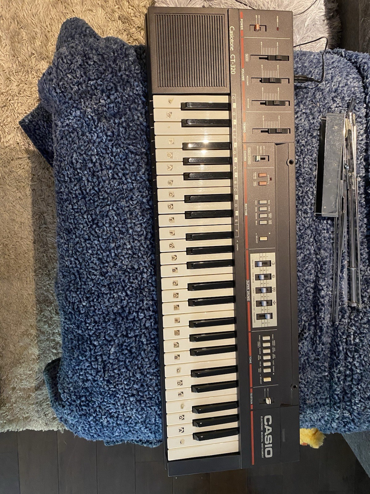 CASIO Casiotone CT-320 電子ピアノ シンセサイザー 銀色 casio 電卓