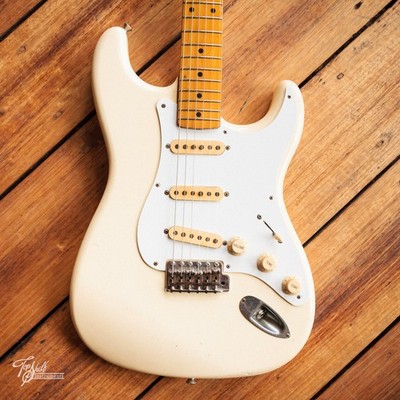 Fender Japan Stratocaster ST57-500 Vintage White 1990