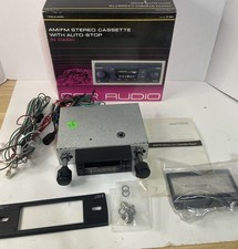 Sparkomatic Sr39 Amfm Stereo Cassette Auto Reverse Radio Appears Unused Sparkomatic Sr39 Amfm Stereo Cassette Auto Reverse Radio Appears Unused