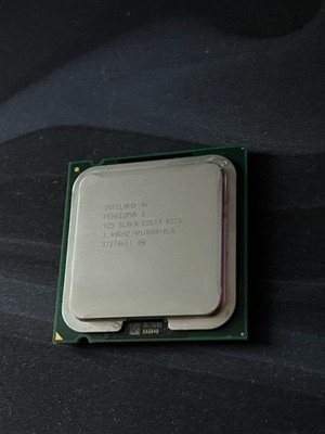 Intel Pentium D 925 3,00 GHz LGA775 2-Core 4 MB Cache 800 MHz SL9KA