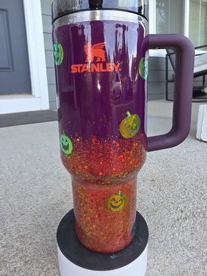 Holographic Pumpkins With An Ombre Glitter 40oz Stanley