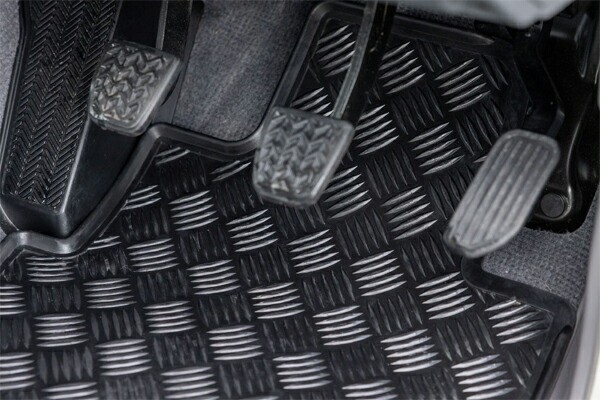 Genuine Toyota Land Cruiser 70 Series GRJ76K GRJ79K Rubber Floor