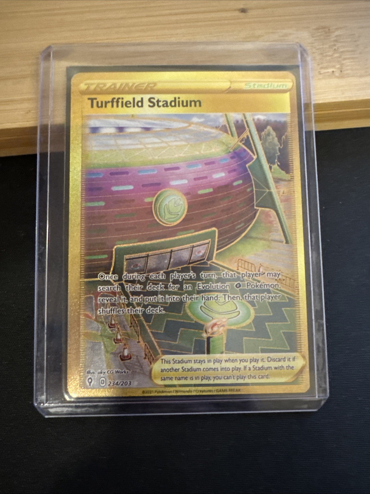 Pokemon Turffield Stadium 234/203 Evolving Skies Gold Secret Rare Holo NM