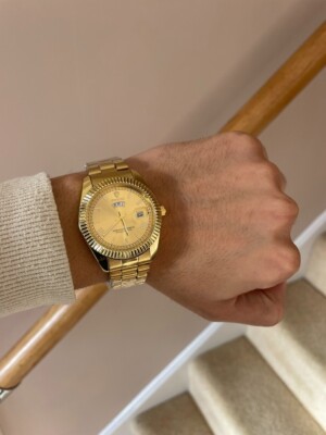 Herren Gold Day Date Quarz Uhr mit Gold Zifferblatt und Wasserdicht Luxus