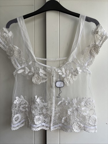 Topshop Women's Vintage style Sheer Floral Embroidered Crop Top Size 10 - Picture 2 of 5