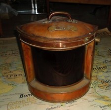 lampe ancienne bateau acétylène cuivre verre rouge Tribord voilier yacht vigie