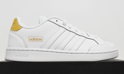 grand court leather sneaker