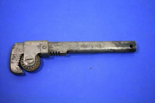 Vintage Craft 10in. Rolling Pipe Wrench - Photo 1/7