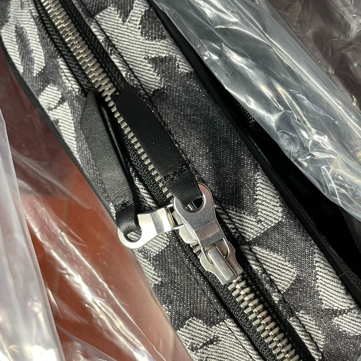 Sold Out* Supreme Fat Tip Jacquard Denim Waist Bag [Black/SS22