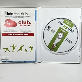 Wii Fit U 2014 Nintendo Wii U Wiiu Game w Case And Manual Very Good Condition