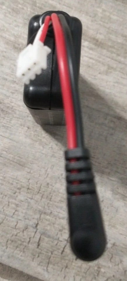 Li-Po 7.4V 1000mAh Fat Shark Dominator Battery - Image 3 of 3