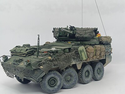 1:35 M1296 Stryker Dragoon Gebaut