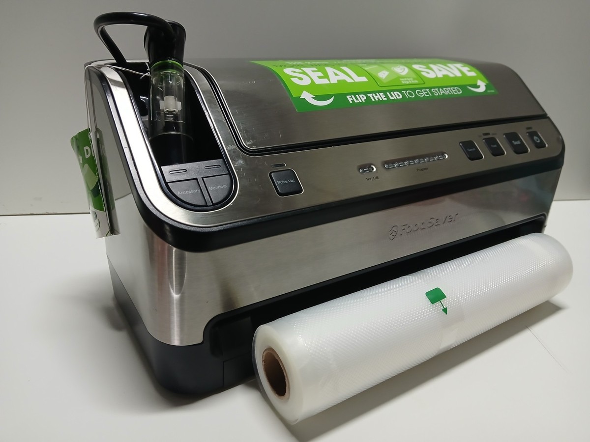 FoodSaver V4880 2-In-1 Food Preservation System with Bags for sale