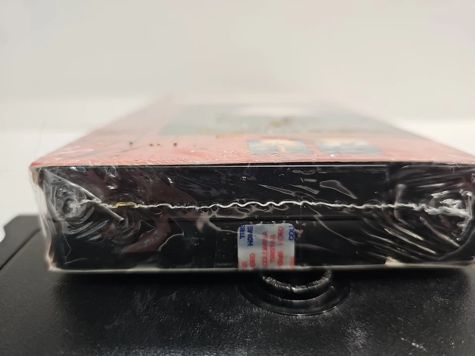 Close Encounters of the Third Kind VHS 1999 NEW Sealed Alien UFO Spielberg Sci-F - Image 2 of 3