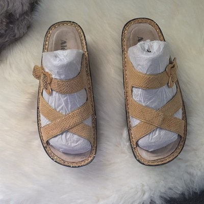 Alegria Womens Slide Sandals 8.5 Leather Gold Logo Stitched Comfort