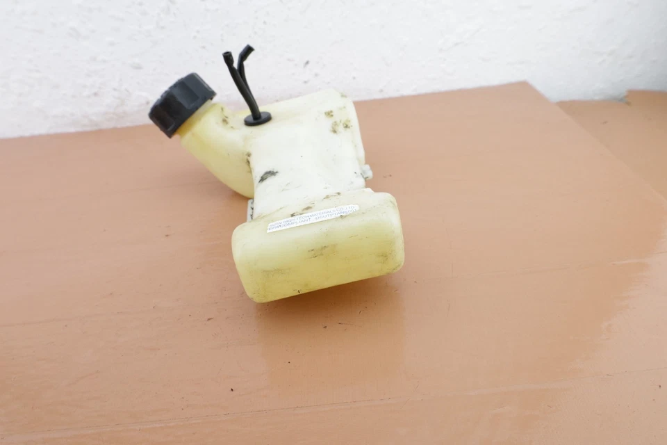 Dolmar MS-27 C Recortadora de cuerdas OEM Tanque de combustible Foto 3 de 4