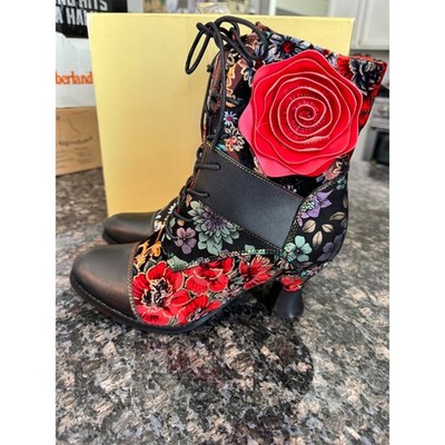 L'Artiste Spring Step Roselia-BM Black Multi Floral Velvet Lace Up