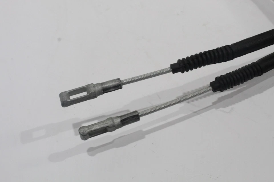 Par de cables de freno de mano Audi 100 4A C4 nuevos genuinos 4A0609721F Foto 3 de 4