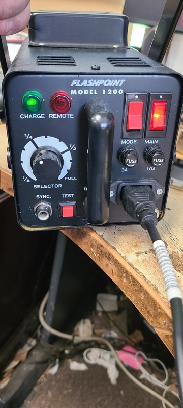 Flashpoint Model 1200 Studio Monolight Professional Flash Tested Working