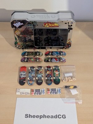 Tech Deck Konvolut mit Tin 8x Boards - World Industries & Alien Workshop + Wheels