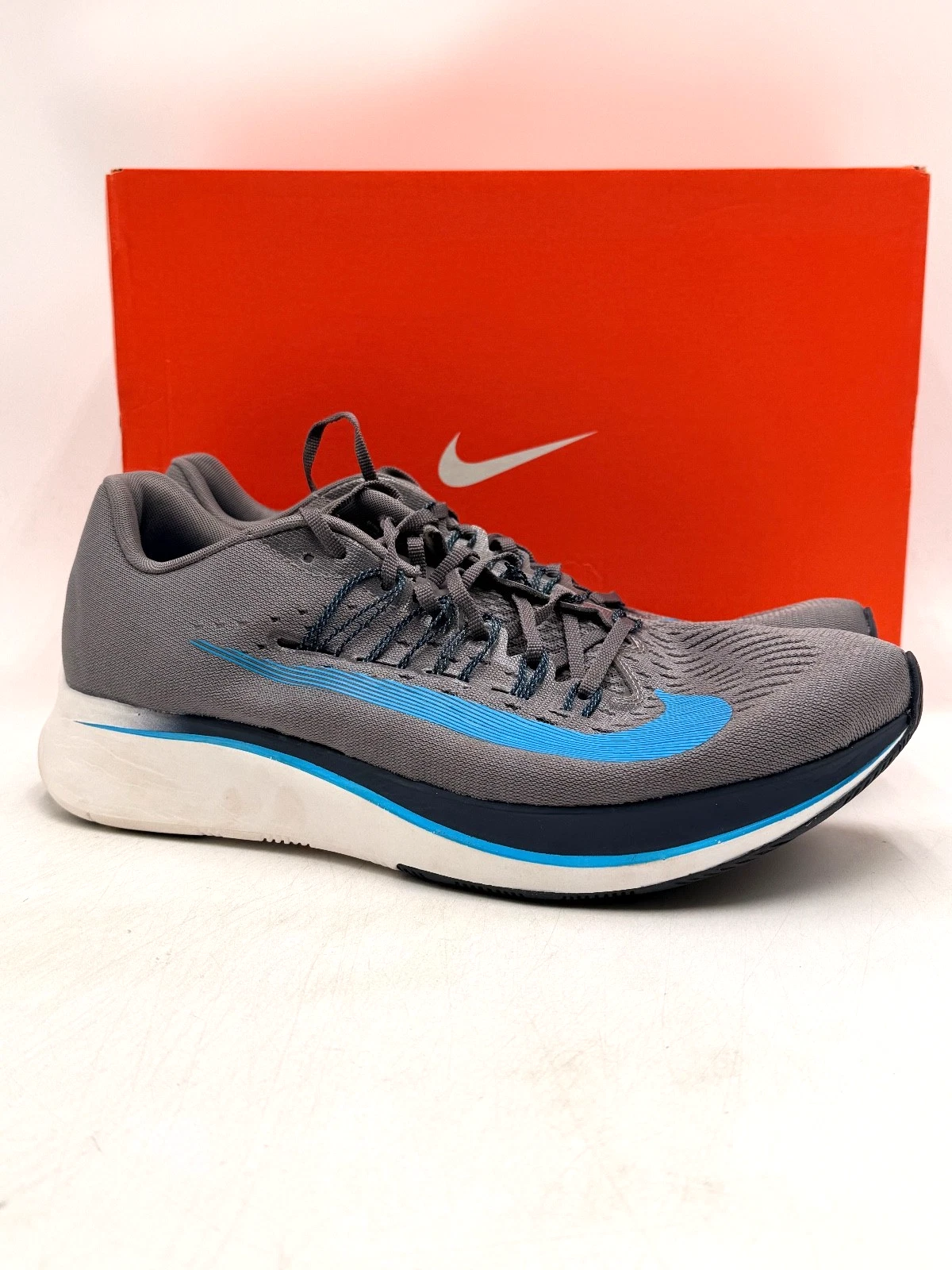 Nike ZOOM FLY Men's NEW Running Sneaker Gray Multiple Sizes