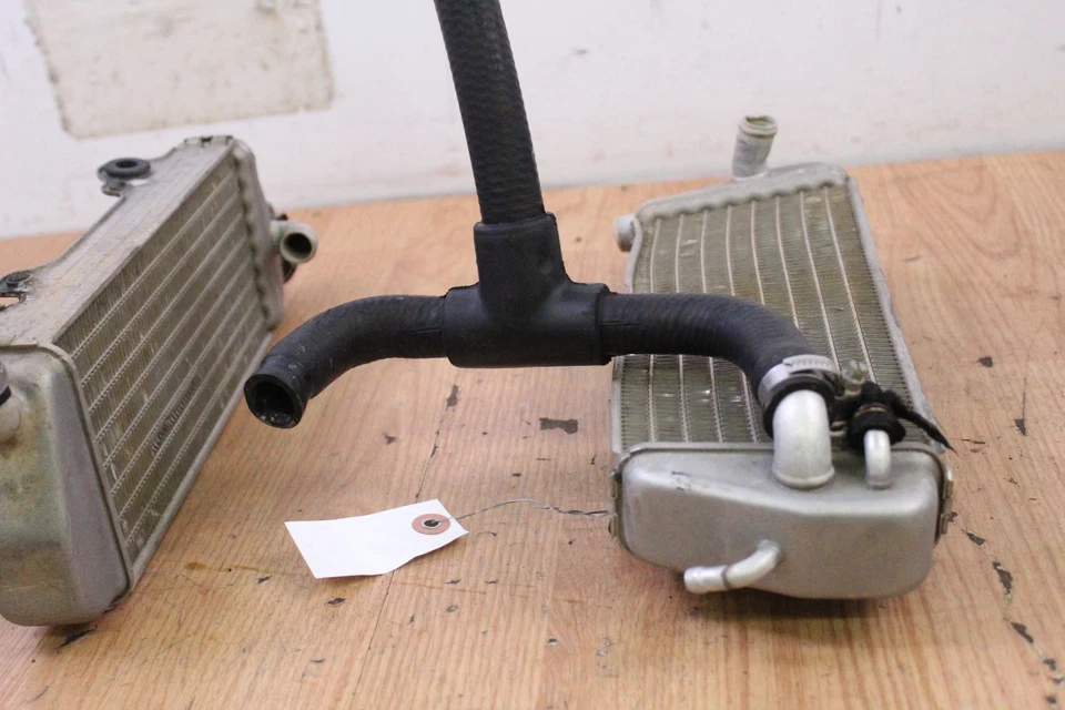 2000 KTM 400 SXC 散热器一对左右套装 — 第 3/4 张图片