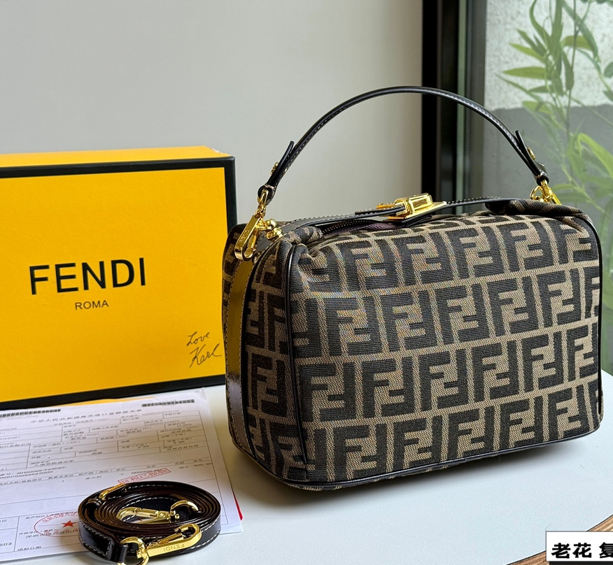 Fendi Classic Vintage Canvas Crossbody Lunchbox Bag