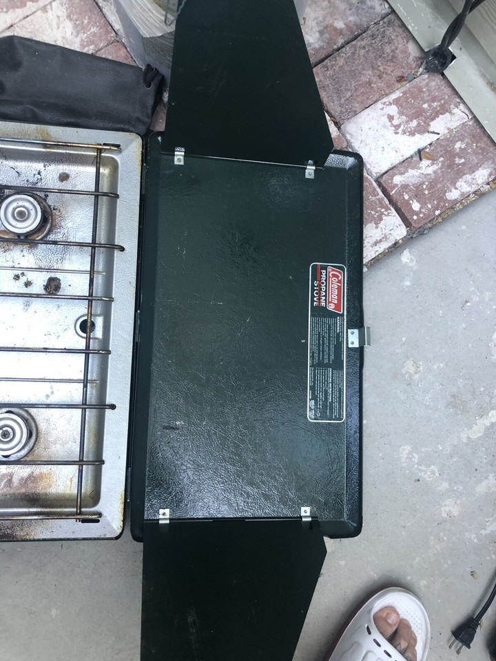 Vintage Colman propane stove With carrying case eBay