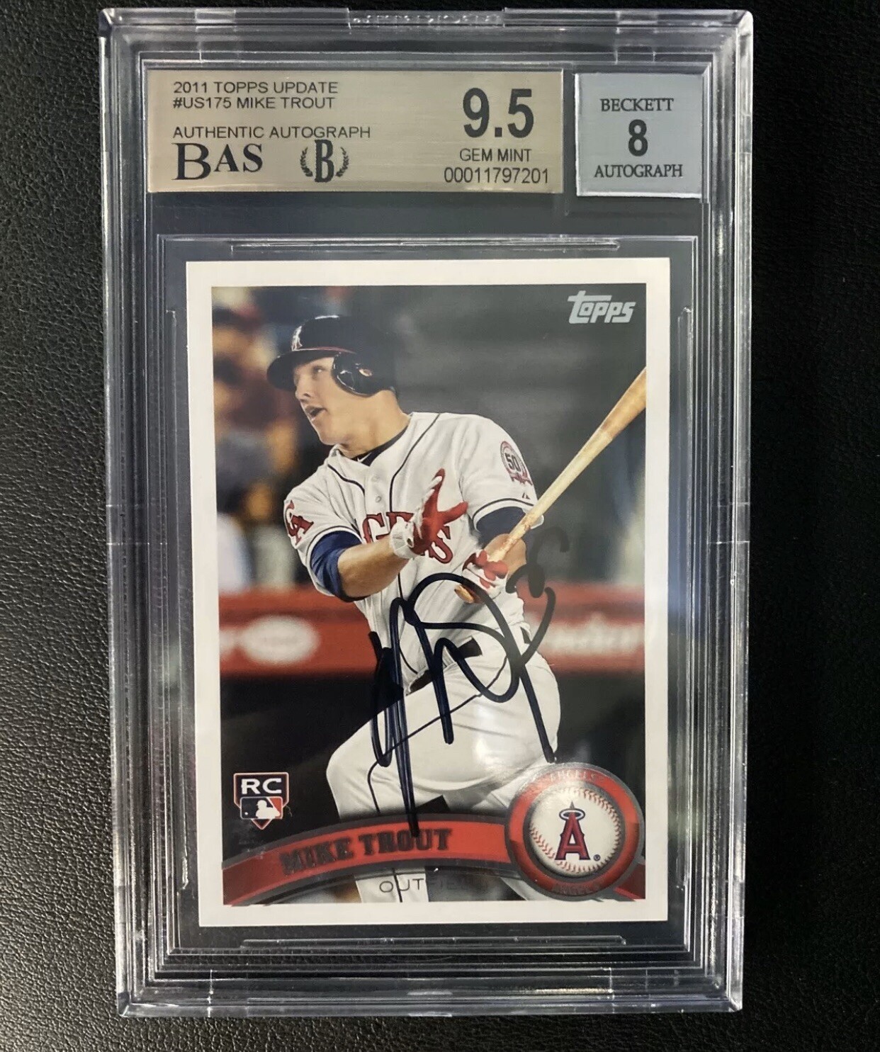 2011 Topps Update Mike Trout ROOKIE Signed RC BGS 9.5 / 8 AUTO #US175 Autograph