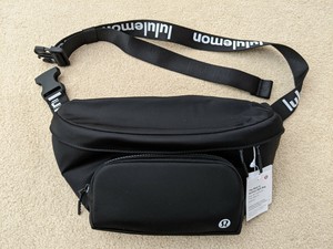 lululemon waist pack