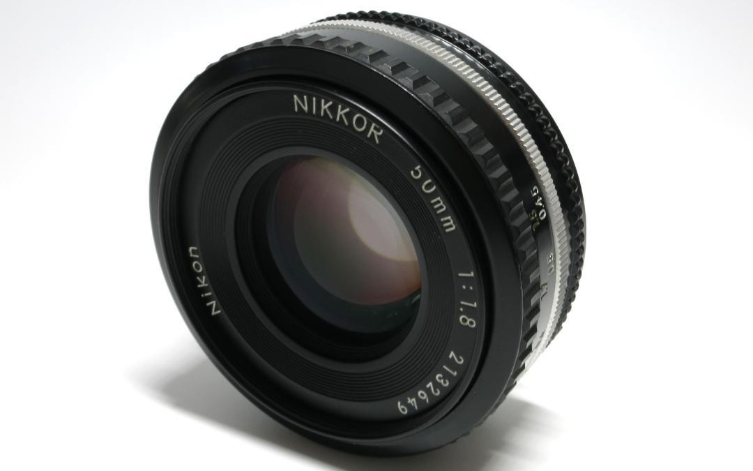 ニコン Nikon Nikkor 50mm F1.8 Ai-s #s-11 Amazon.com : Nikon Ai-S 50mm f1.8 : Electronics