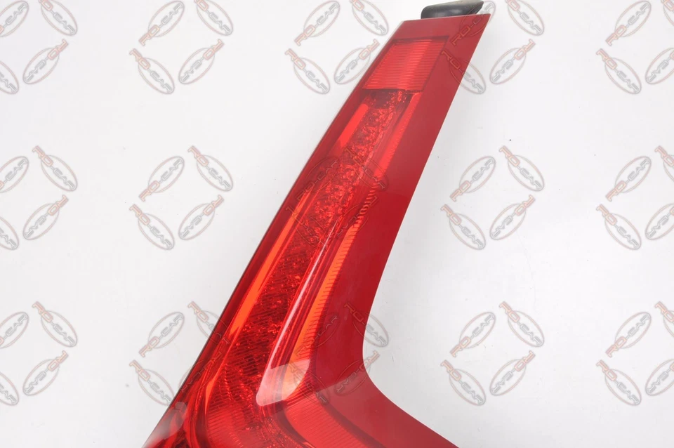 VOLVO V60 I Luz Trasera Derecho Facelift 31214964 - Imagen 3 de 4