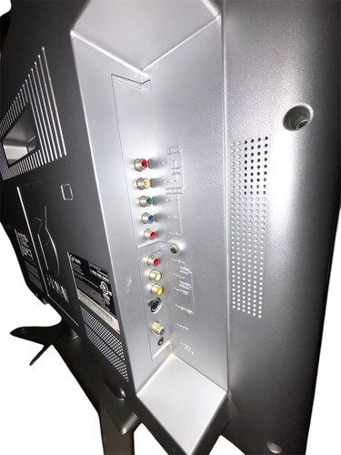 Retro Gaming LCD Funai - 20" ED-Ready Flat-Panel 4:3 LCD TV w/Component Input - Picture 6 of 10