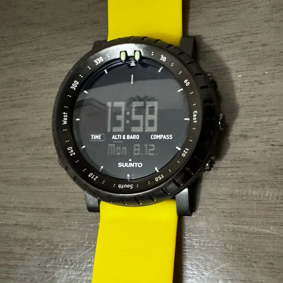 Цифровые часы Suunto Core желтый ремешок — компас, высотомер, барометр, рабочие - Изображение 3 из 4