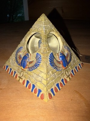 1997 Vandor Egyptian Scarab Mystic Pyramid King Tut Snow Dome Globe