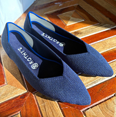 Rothy s The Point Flats Navy Blue Knit Women s Est. 7-7.5 Pointed Toe