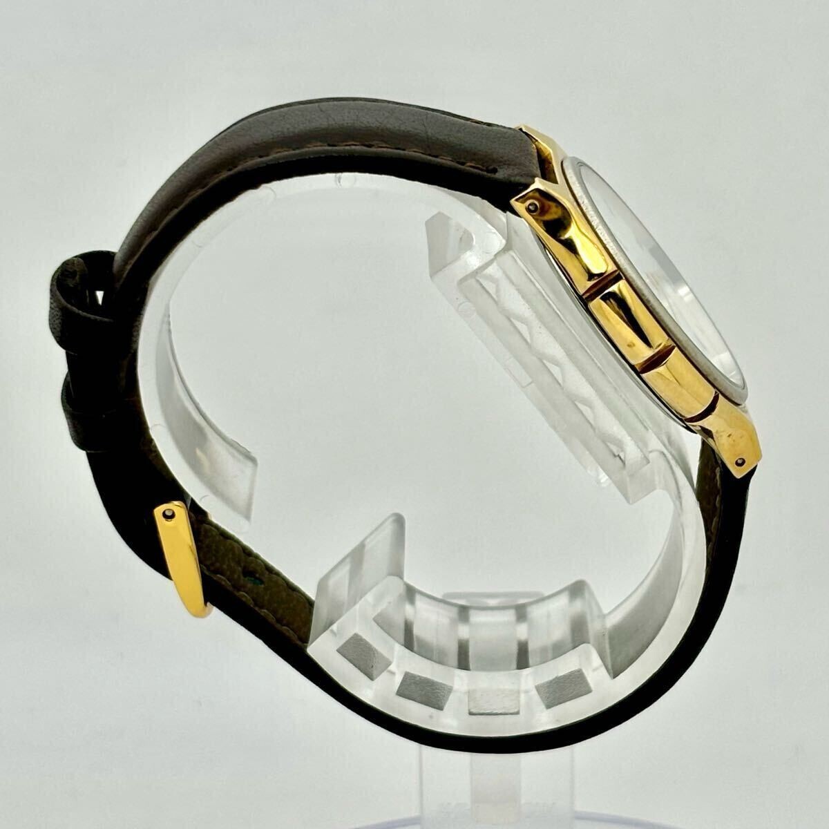 Orologio donna Yves Saint Laurent 54994 quarzo quadrante bianco rotondo analogico dal Giappone