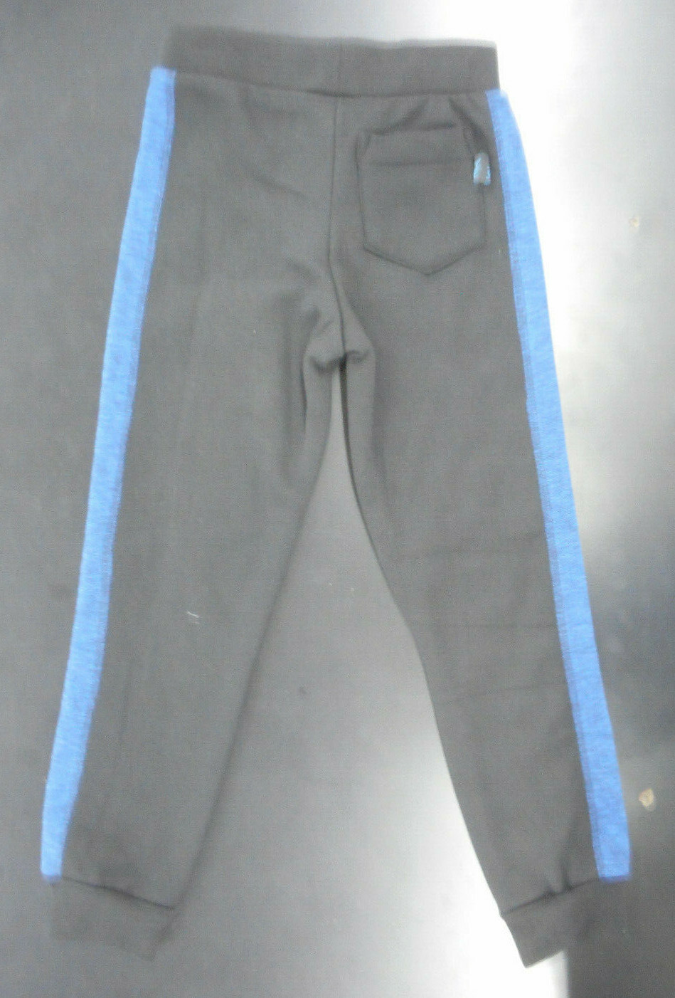 Picture 4 of 6