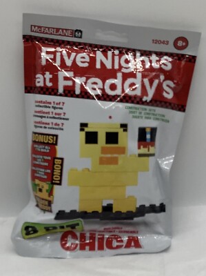 NIP 2016 Five Nights At Freddy s 8-Bit Construction Set ~ Chica Figure