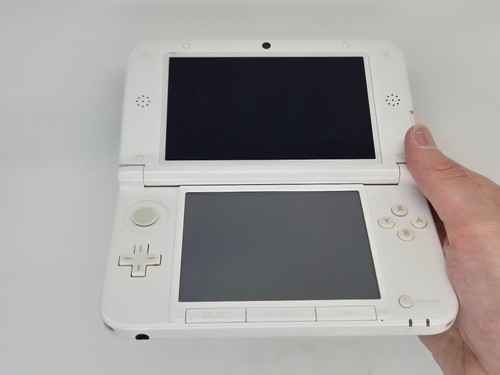 Nintendo 3DS XL Console White + Stylus/Charger - Picture 4 of 13