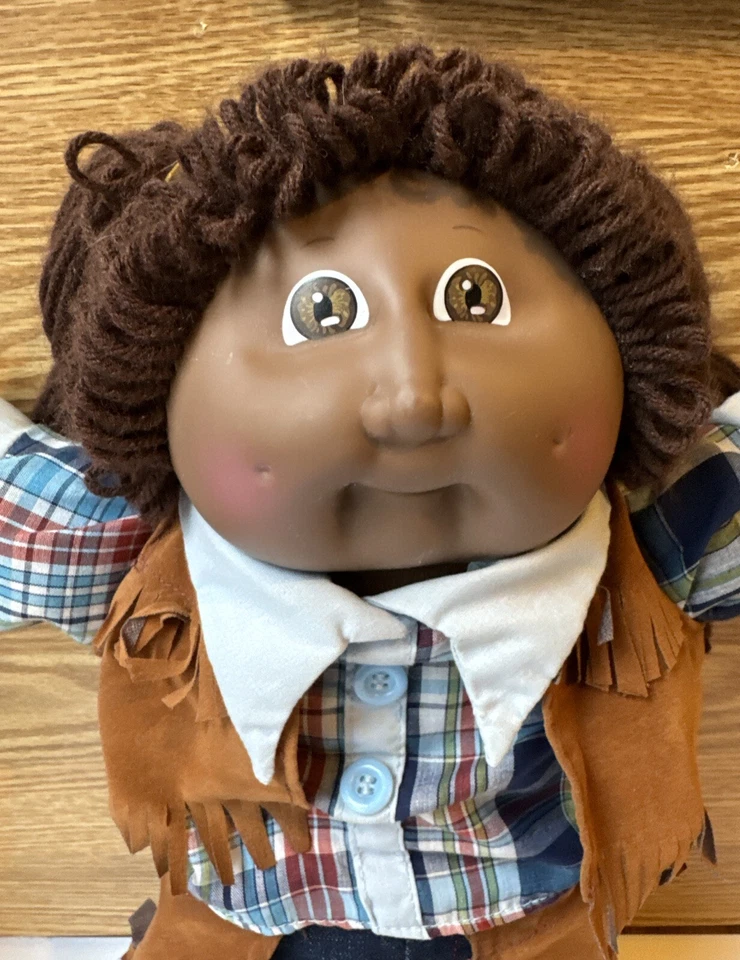 De colección 1978-82 Cabbage Patch Niños Sheriff Vaca Niña Ojos Marrones. Sin sombrero, sin caja Foto 2 de 4