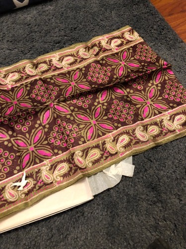Vintage Woman’s 100% Pure Silk Scarf New In Box - Bild 2 von 7