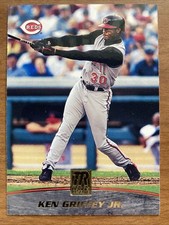 2001 Topps Reserve Ken Griffey Jr #37 HOF Reds