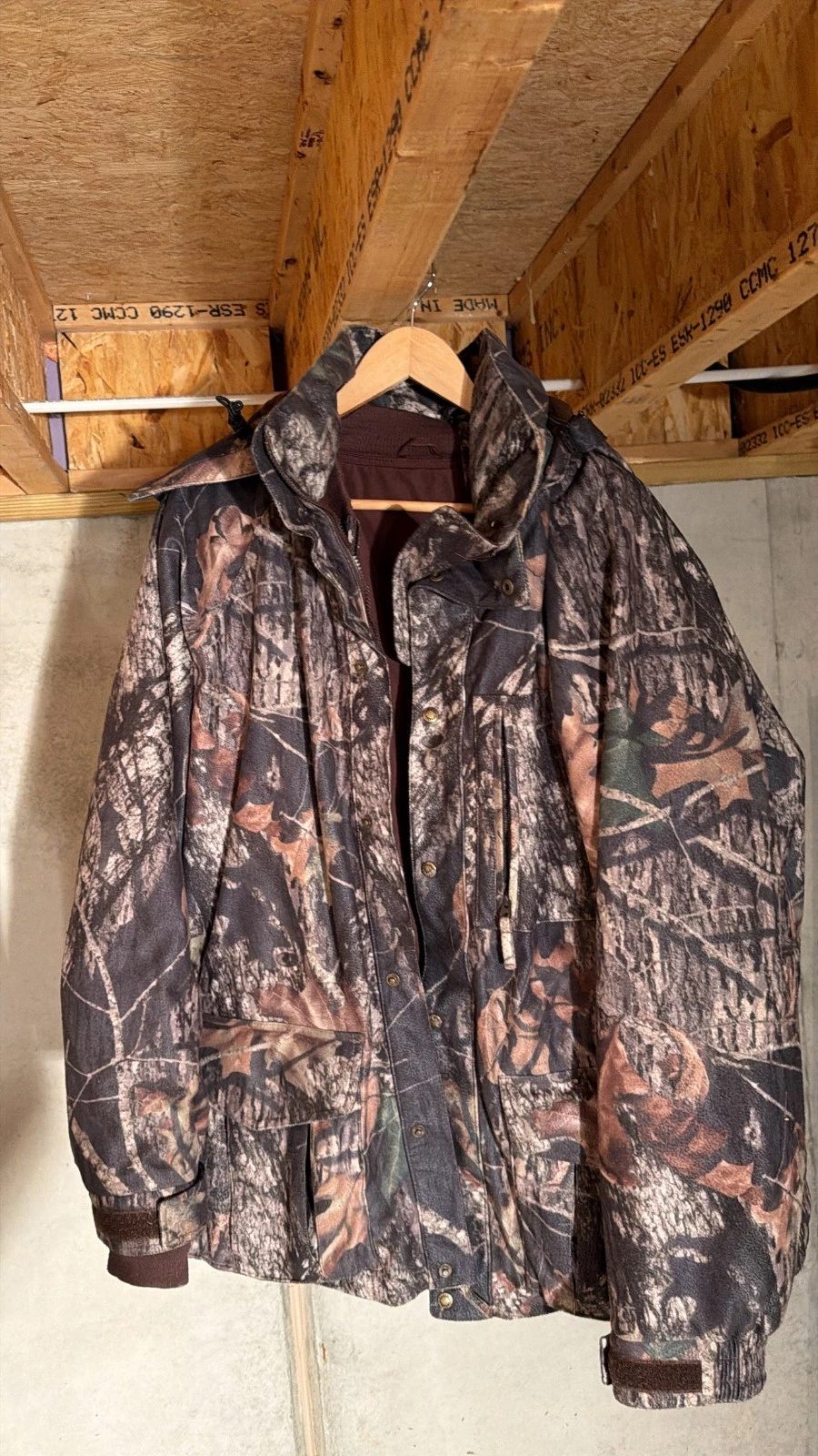 Cabelas Dry-Plus Bibs and Parka with Zip-In Insulated Liner Size XL