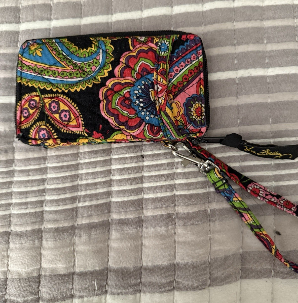 Vera Bradley Wristlet Wallet Multicolor Floral Paisley Pattern Women