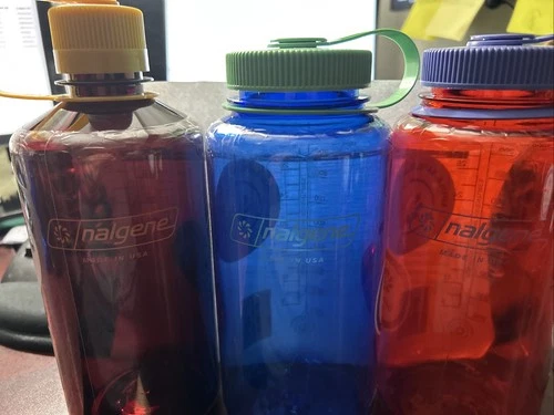 3x LOT Nalgene 32oz Water Bottle Mixed Colors BPA Free Made in USA