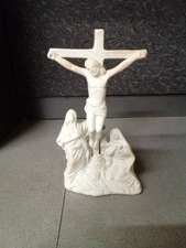 Fine Porcelain 2 Piece Jesus And Disciples Artmark Collection