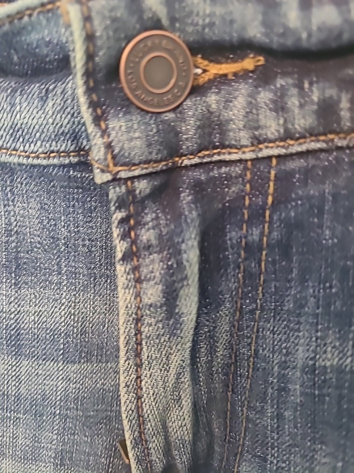 NWT Lucky Brand Men’s 110 Slim Fit Low Rise Jeans 28x32 North Hobbs