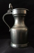 Lot n°79)Pichet couvert a clapet -Les Etains du Manoir N°" -10,5 CM 168 gr